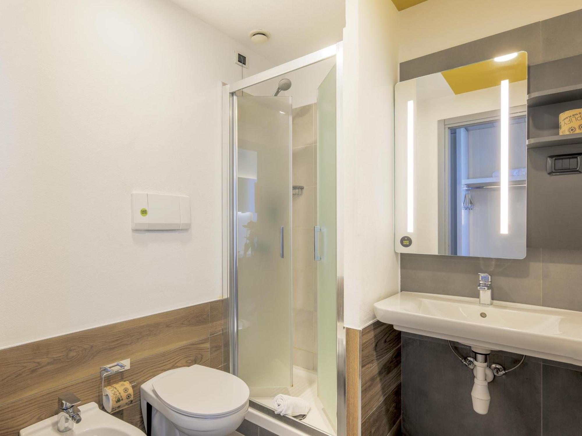 B&B Hotel Bologna Castel Maggiore Exteriör bild