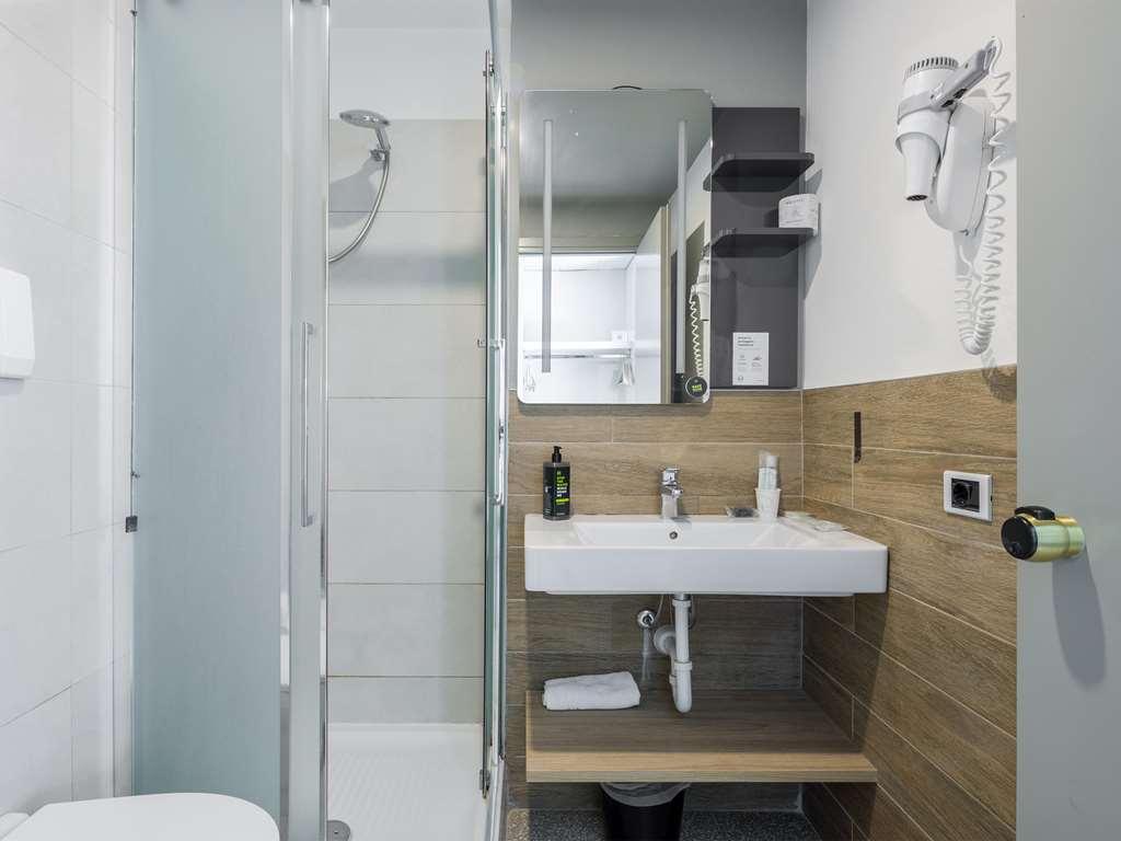 B&B Hotel Bologna Castel Maggiore Rum bild